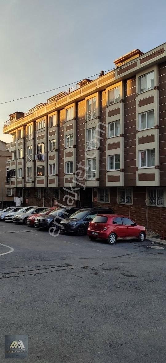 Gaziosmanpaşa Bağlarbaşı Satılık Daire Bağlarbaşı Mahallesi'nde Satılık 4+2 Dubleks