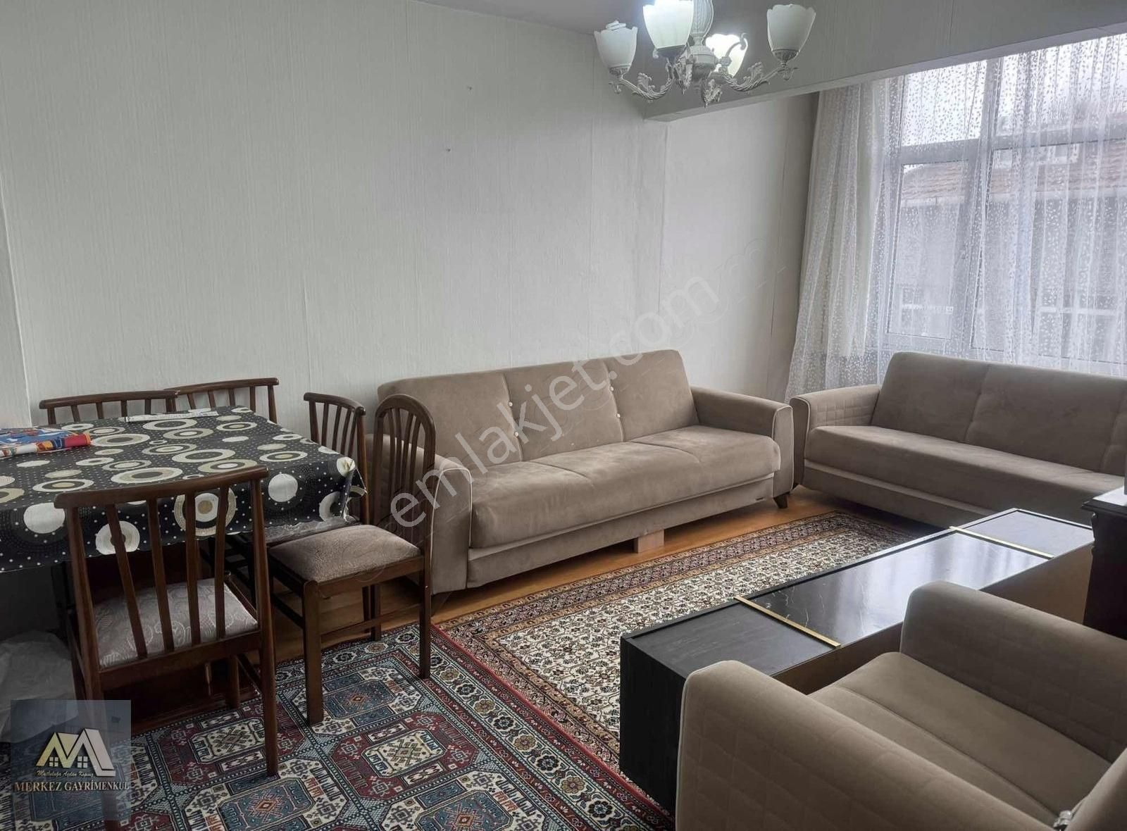 Eyüpsultan Düğmeciler Kiralık Daire Eyüp Düğmecilerde,17.500 Tl,eşyalı,2+1