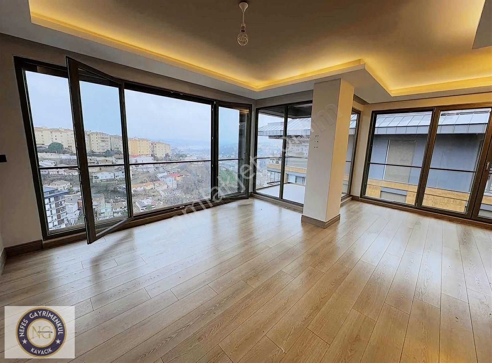 Üsküdar Bahçelievler Kiralık Daire Nefes Çengelköy Site'de Full Manzaralı 3+1 Kiralık Dubleks Daire