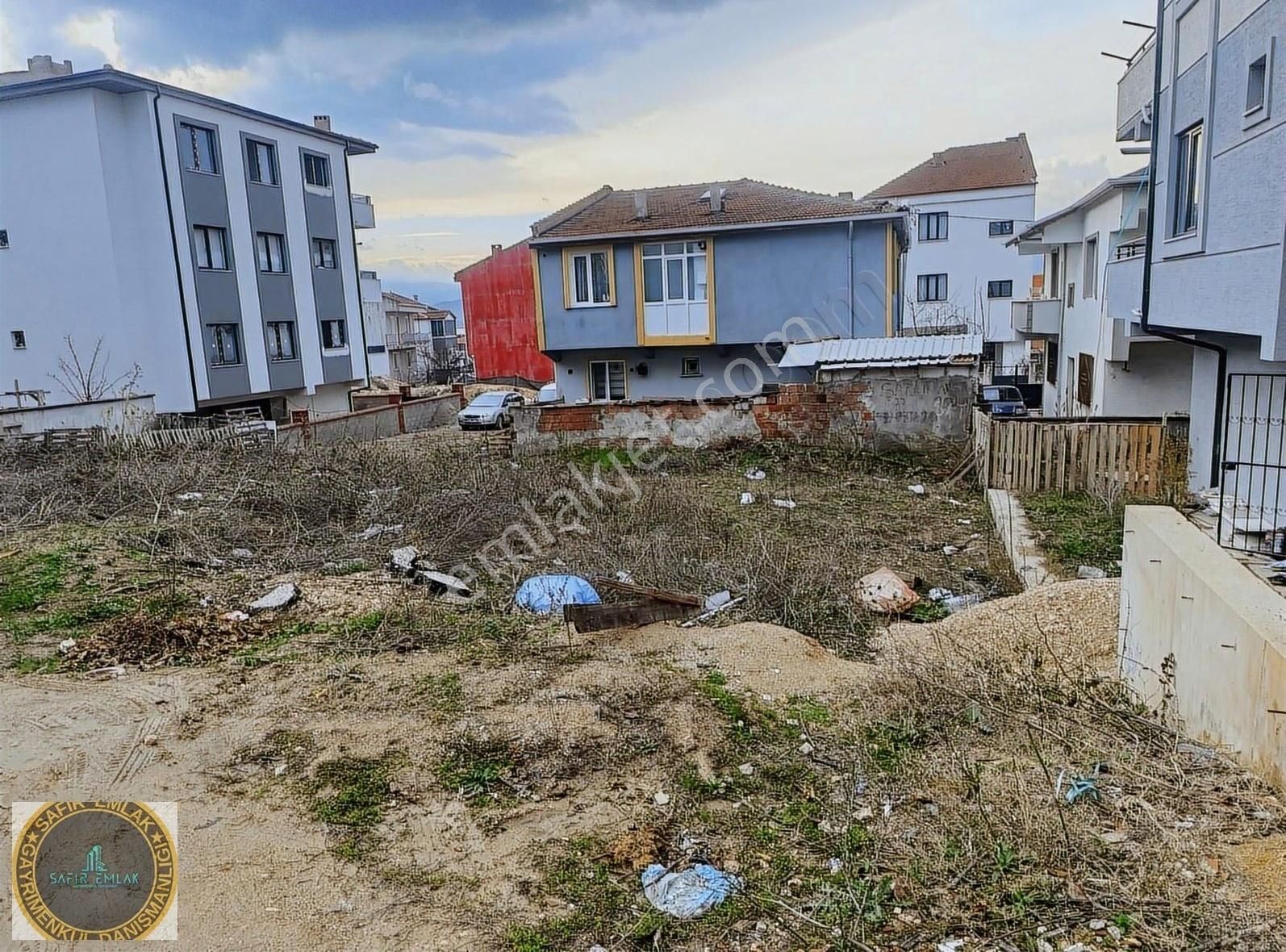 İnegöl Yeni Satılık Konut İmarlı Yeni Mahallede De Müthiş Konumda Satılık Arsa