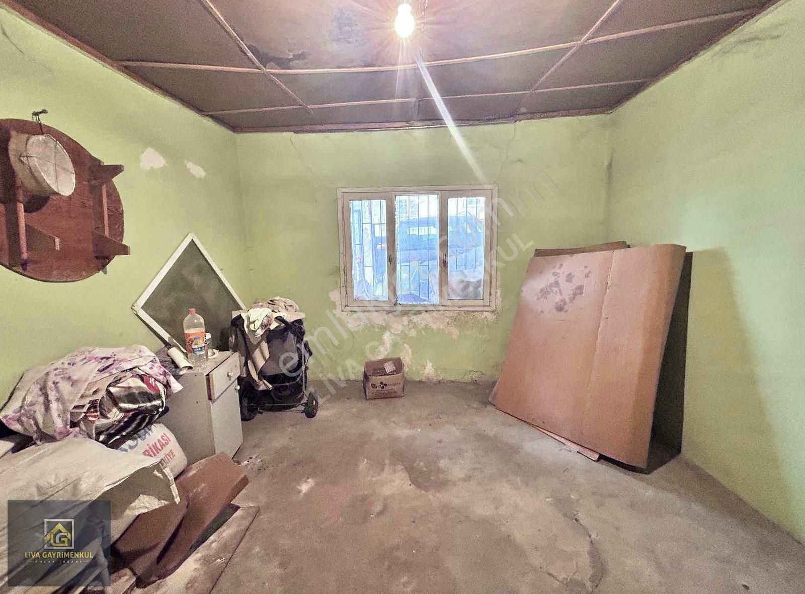 Liva'dan Buca Çamlıpınarda Satılık Müstakil Bahçeli Ev - Görsel 12