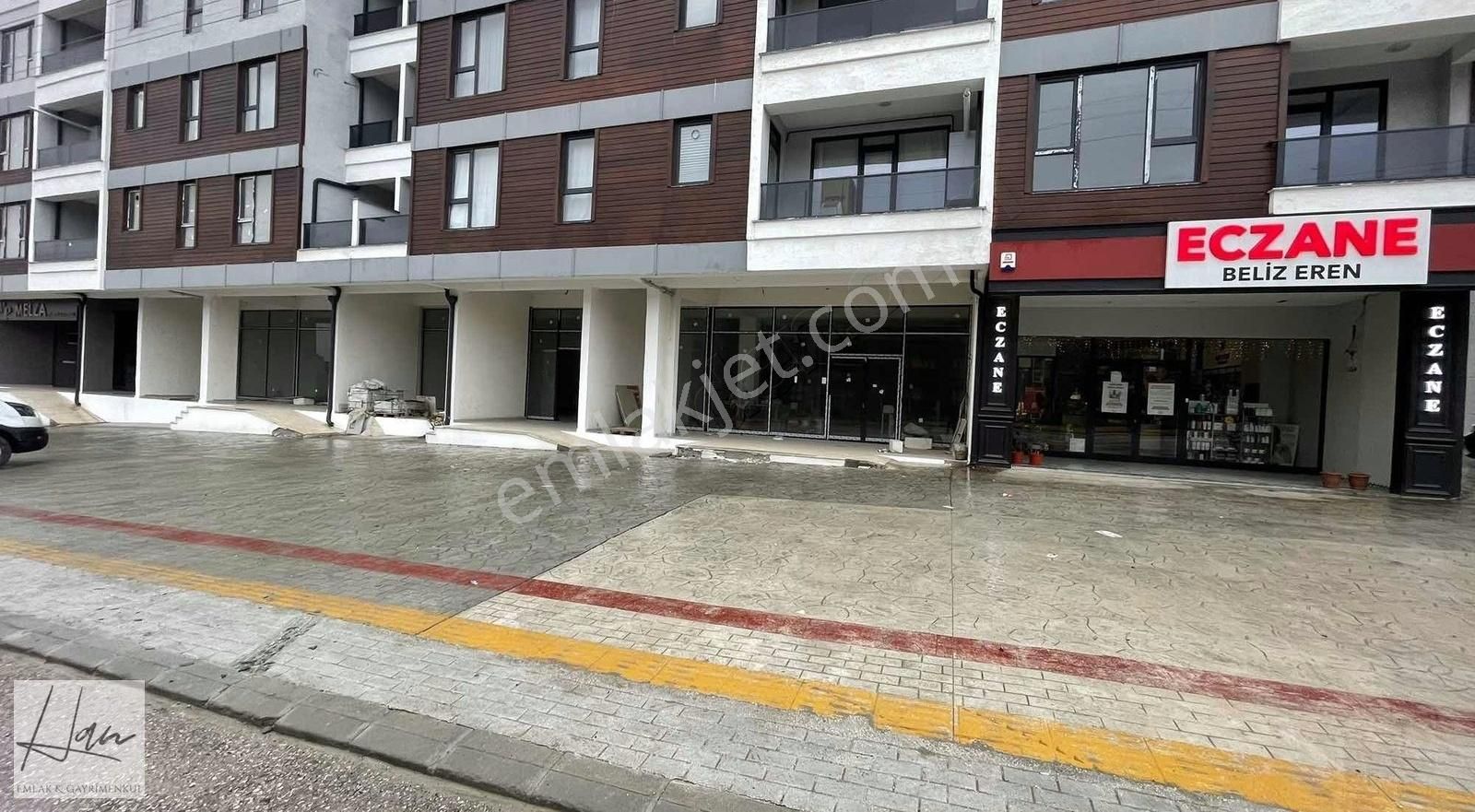 Başiskele Fatih Kiralık Dükkan & Mağaza Başiskele Ted Koleji Mevkii Panorama 4 Projesinde Kiralık Dükkan