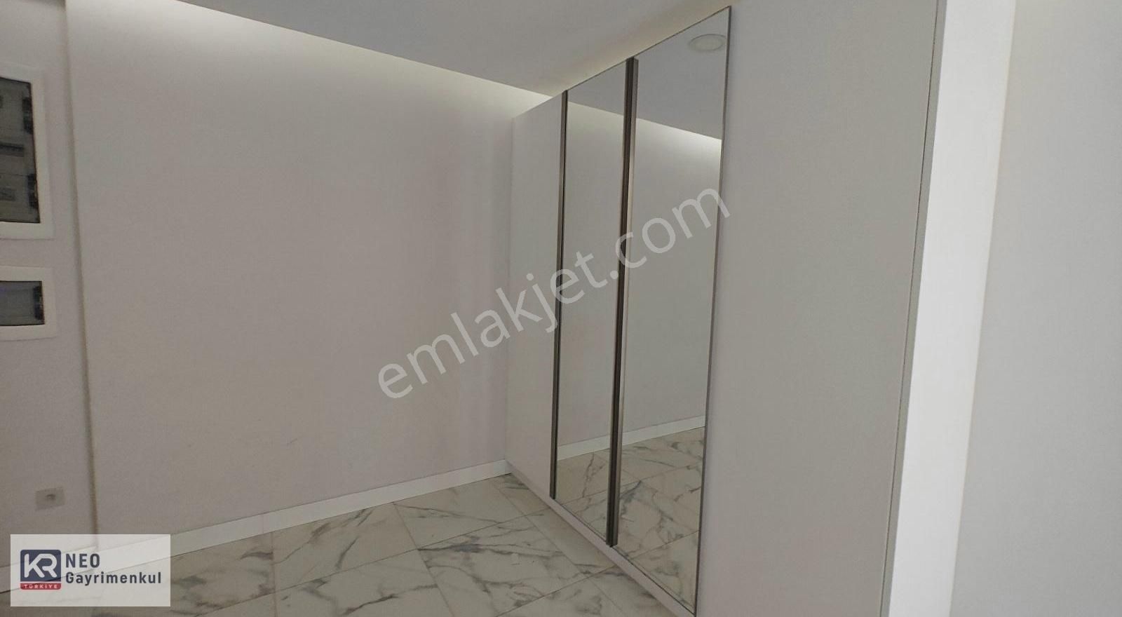 Nilüfer Balat Kiralık Daire Kr Neo'dan Balat Mahallesi Luyapark Sitesi 3+1 Lüks Kiralık