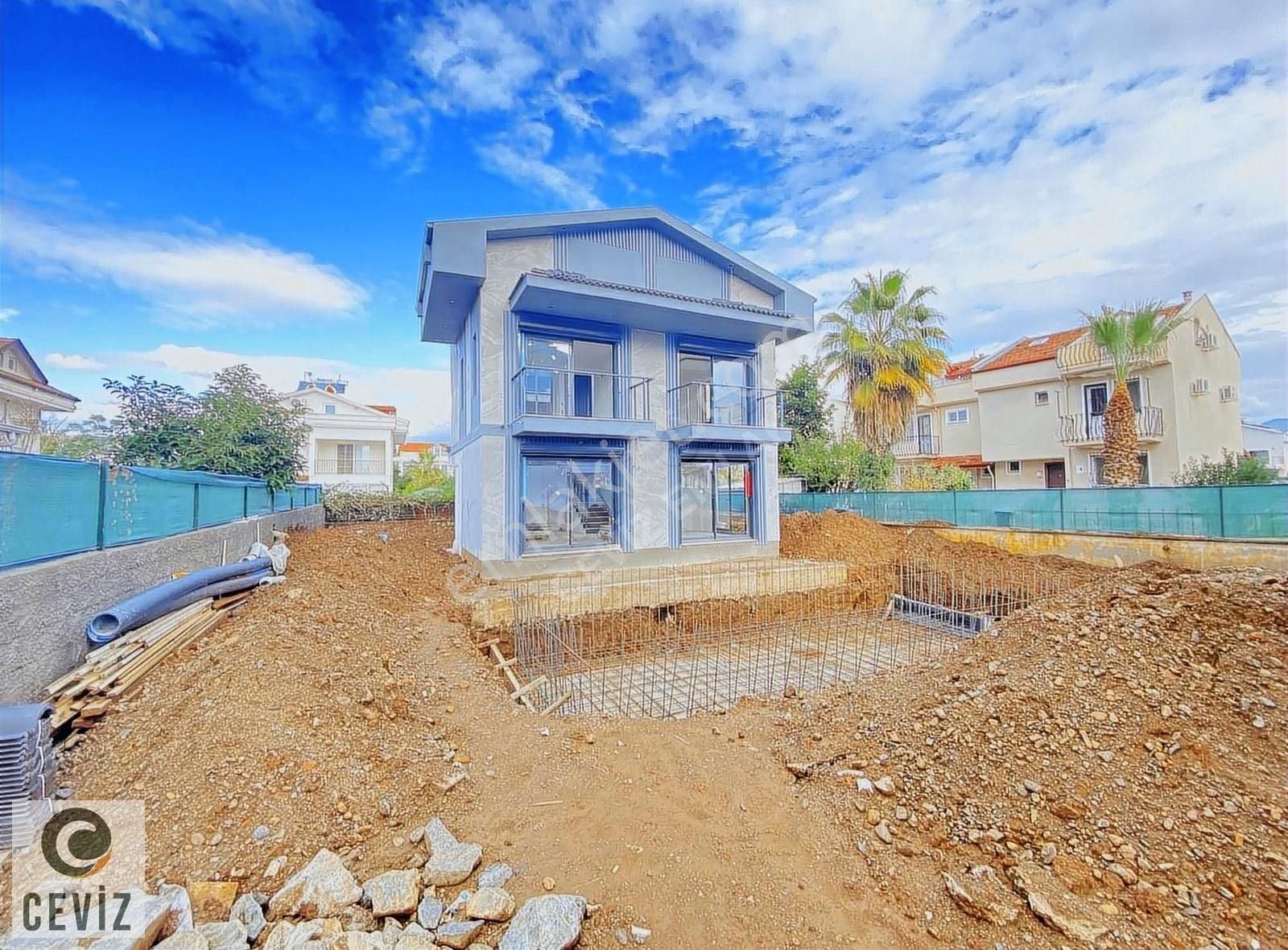 Fethiye Foça Satılık Villa Çalış Plajı Yakını 4+1 Yerden Isıtmalı Sıfır Lüks Villa