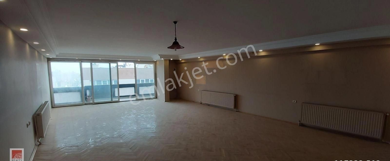 Rw Priene'den İstasyon Caddesinde 230m²bürüt Alanı Olan Daire - Görsel 17