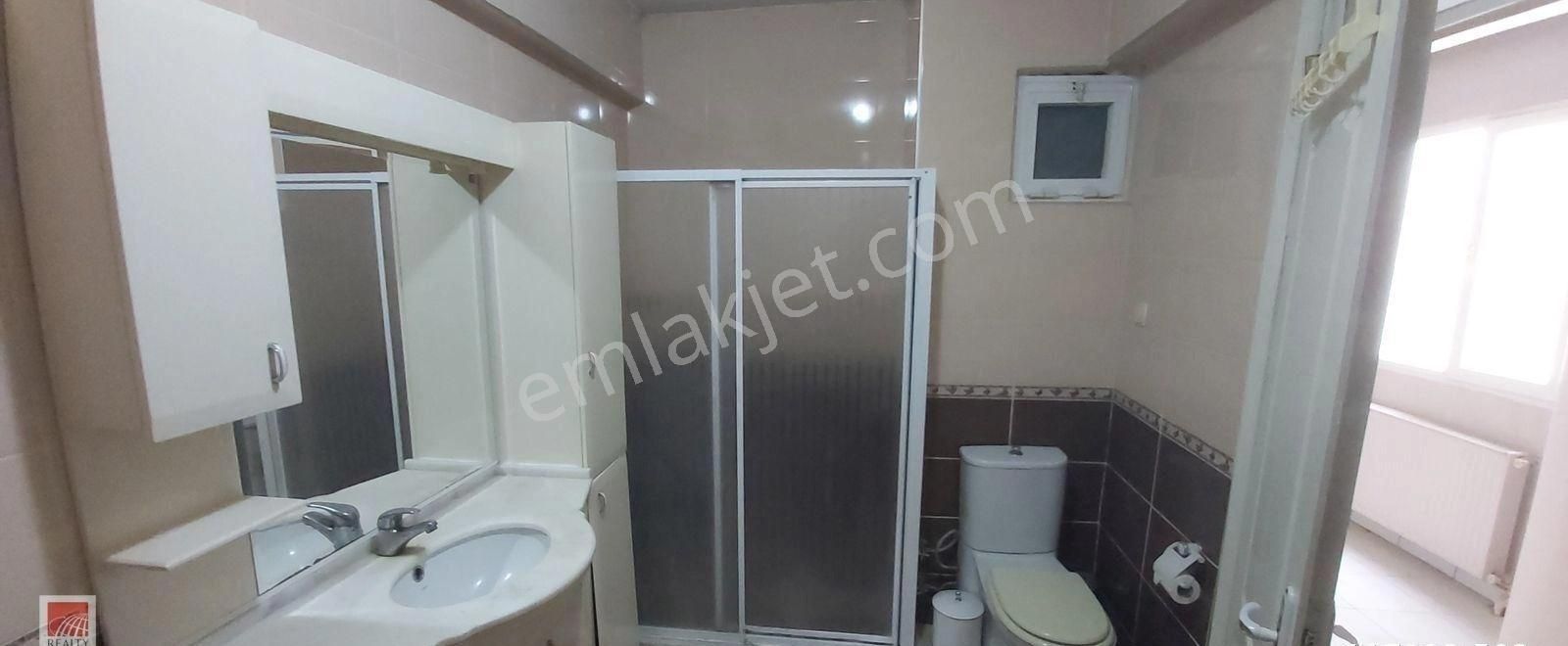 Rw Priene'den İstasyon Caddesinde 230m²bürüt Alanı Olan Daire - Görsel 23