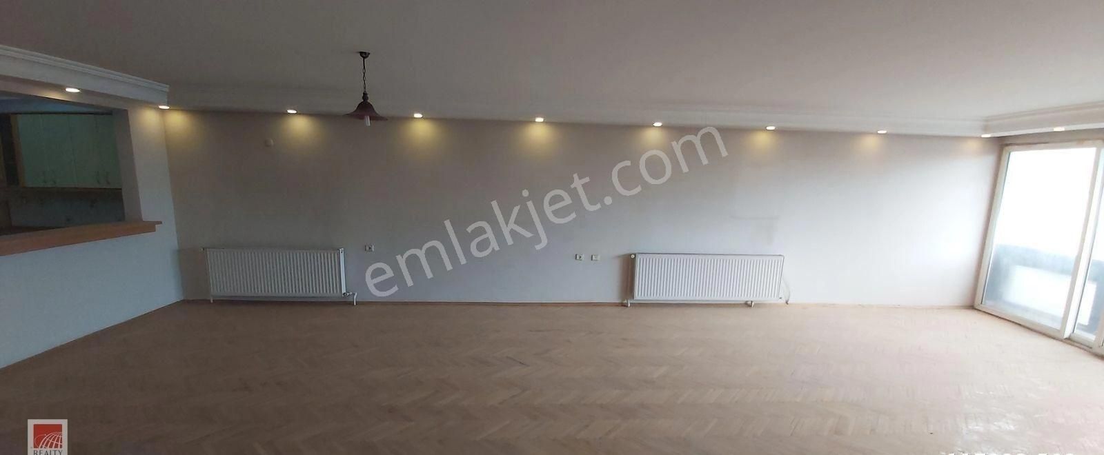 Rw Priene'den İstasyon Caddesinde 230m²bürüt Alanı Olan Daire - Görsel 13