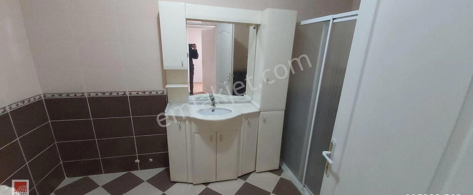 Rw Priene'den İstasyon Caddesinde 230m²bürüt Alanı Olan Daire - Görsel 20