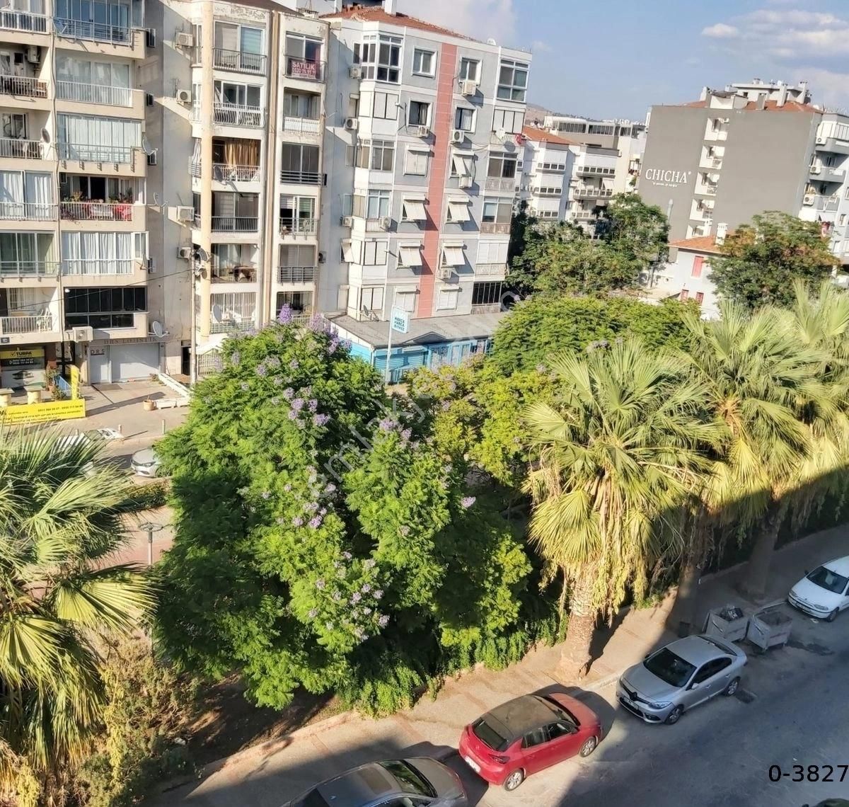 Karşıyaka Aksoy Kiralık Daire Aksoy Sevgi Yolu Üzerinde 3+1 Eşyalı Asansörlü Dairemizdir