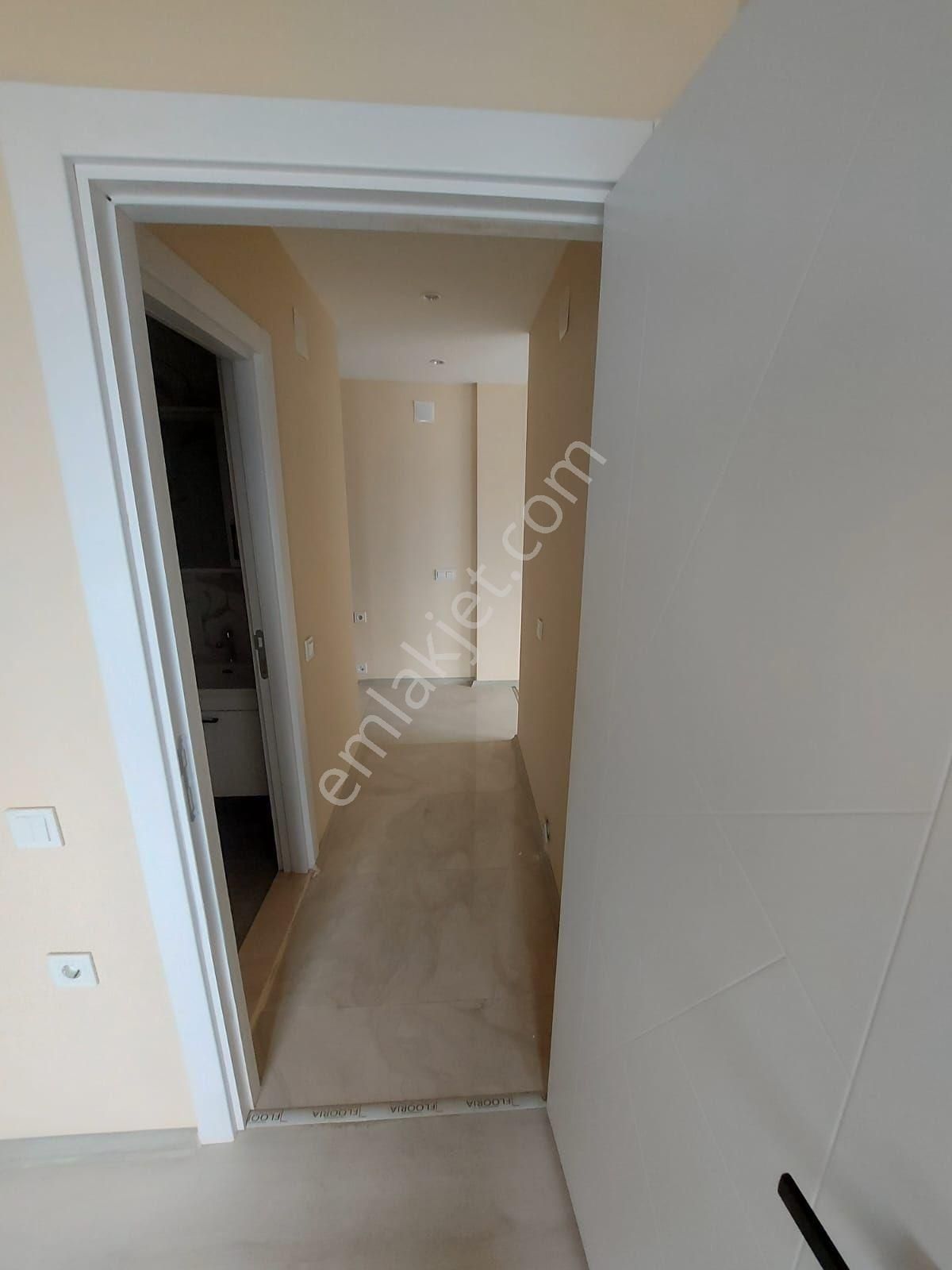 Anamur İskele Mahallesi Nema Tower Da 3. Kat Asansörlü 1+1 Satılık Daire - Görsel 7