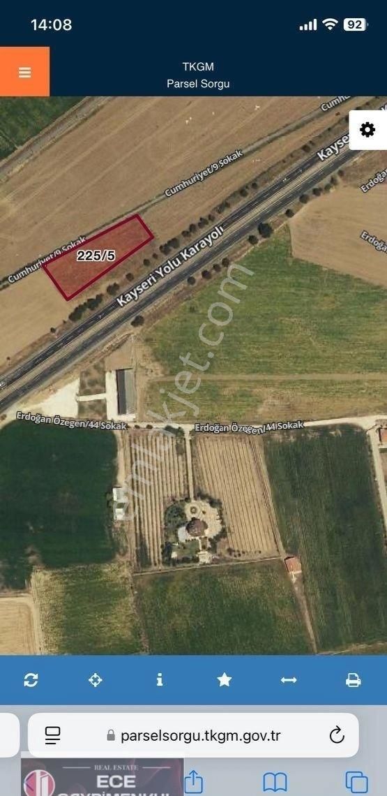 Niğde Niğde Merkez Satılık Muhtelif Arsa Niğde - Kayseri Yoluna Cephe Ticari Kullanıma Uygun 3.300 M2 Arazi