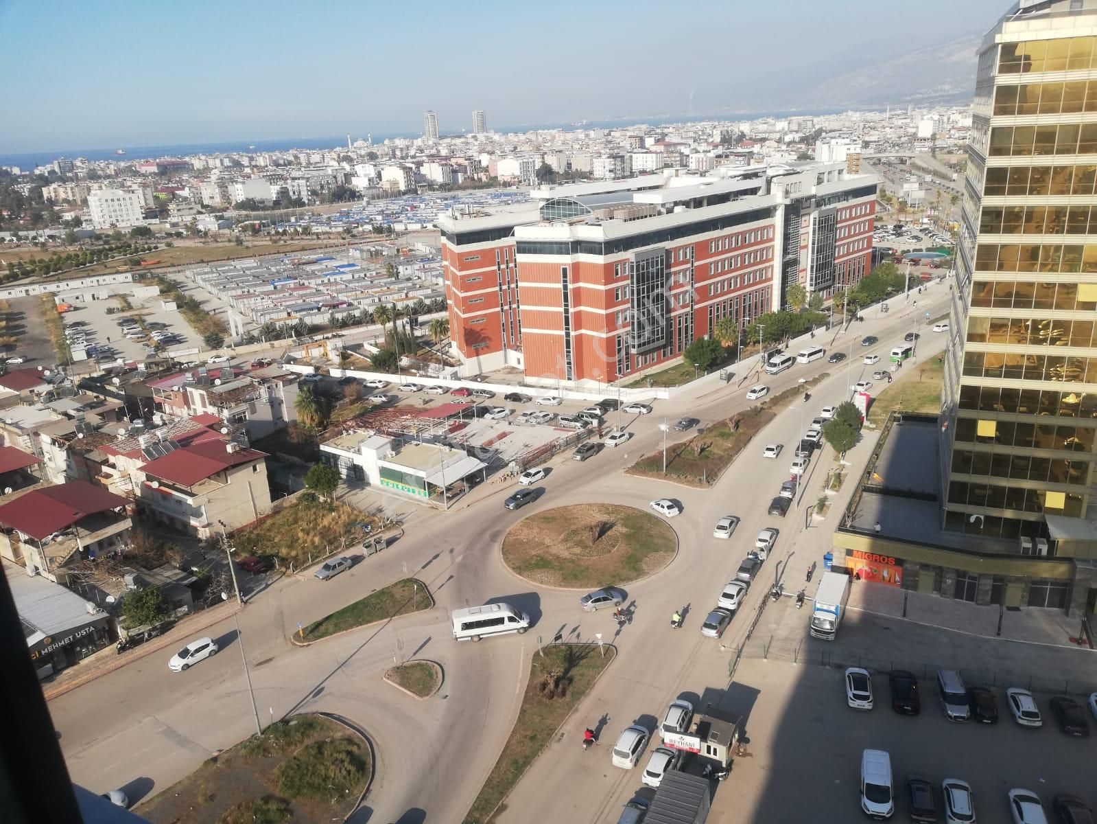 İskenderun Mustafa Kemal Satılık Ofis Zirve Towers'da 13.katta Satılık Manzaralı 2+1 Ofis