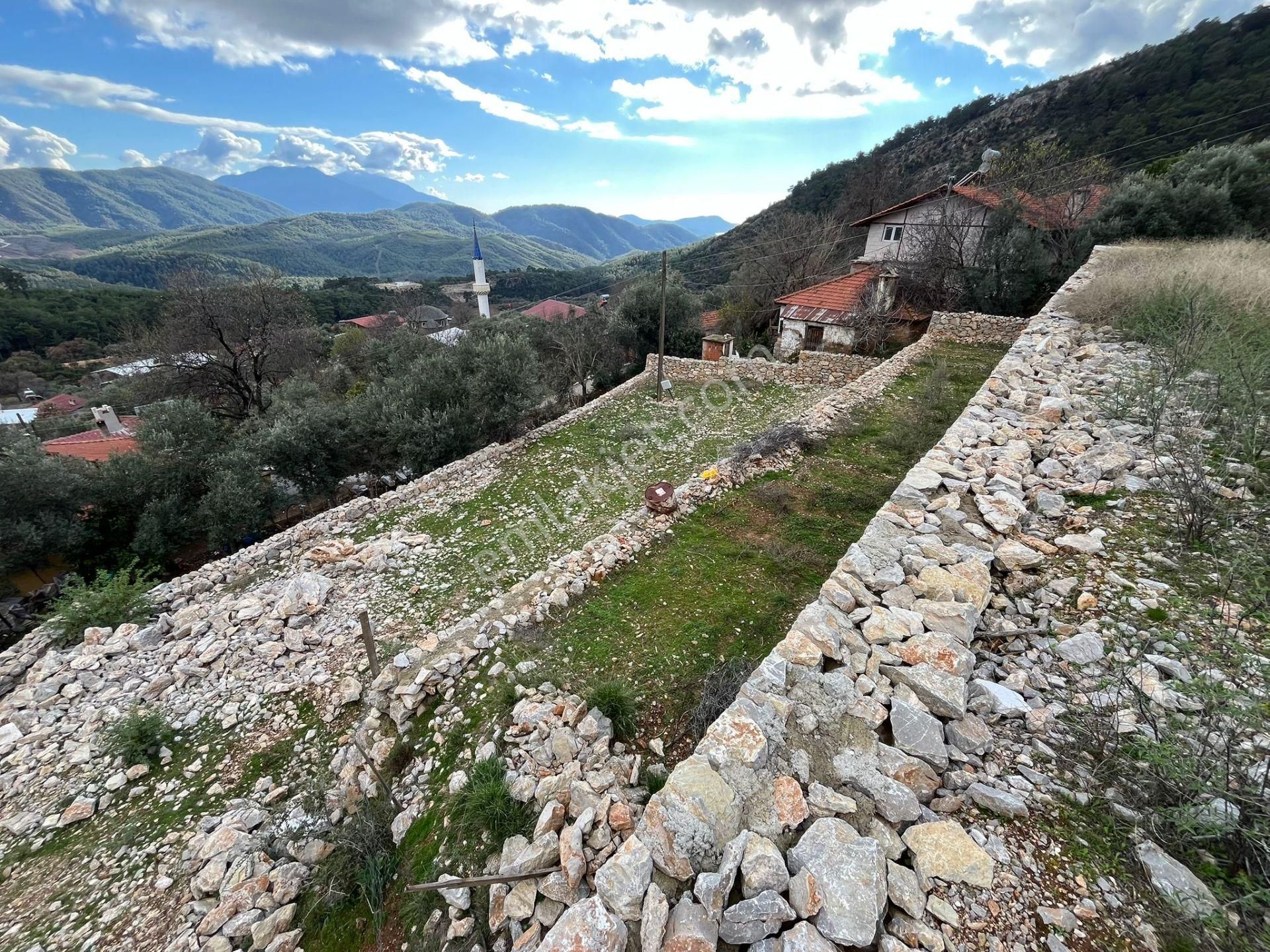 Muğla Fethiye Satılık Villa İmarlı Stop’tan Sahil Koru’da Köyiçi İmarlı Arsa