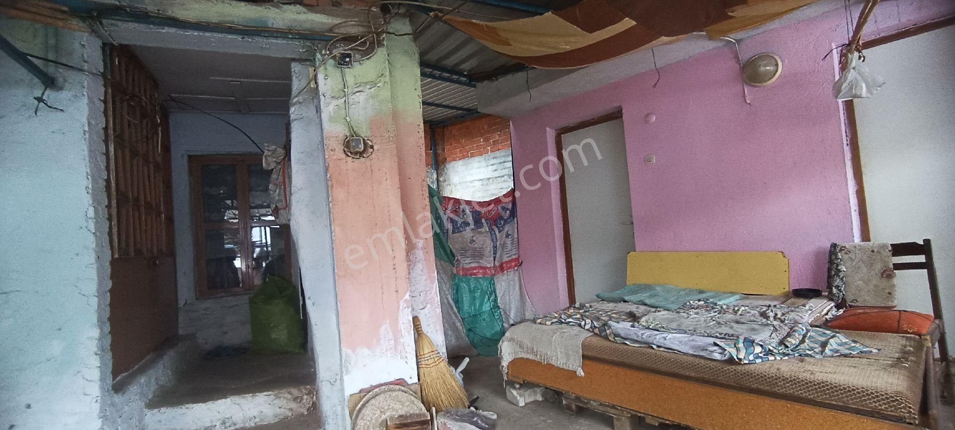 Ali Akdoğan Emlak Ofisinden Toprak Bahçeli Müstakil Ev Satılıktır - Görsel 6