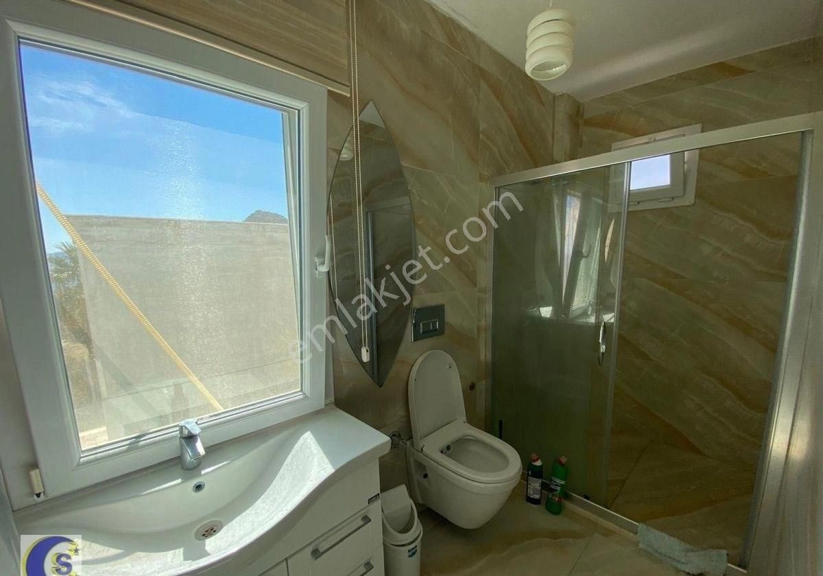 Bodrum Akyarlarda Asbat Bölgesinde 5+2 Denize Sıfır Tripleks Villa Satılık - Görsel 3