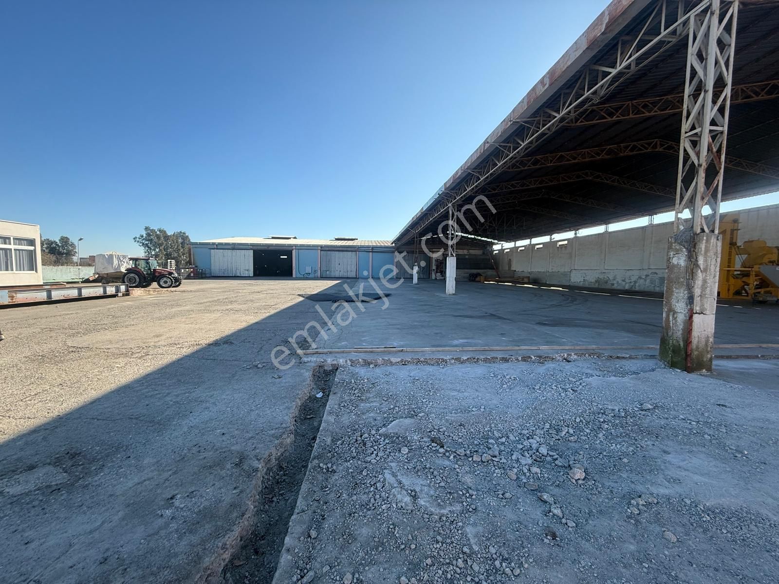 Zorlu Gayrimenkul'den Elmagölü Köyünde 3500m2 Kiralık Depolama - Görsel 3