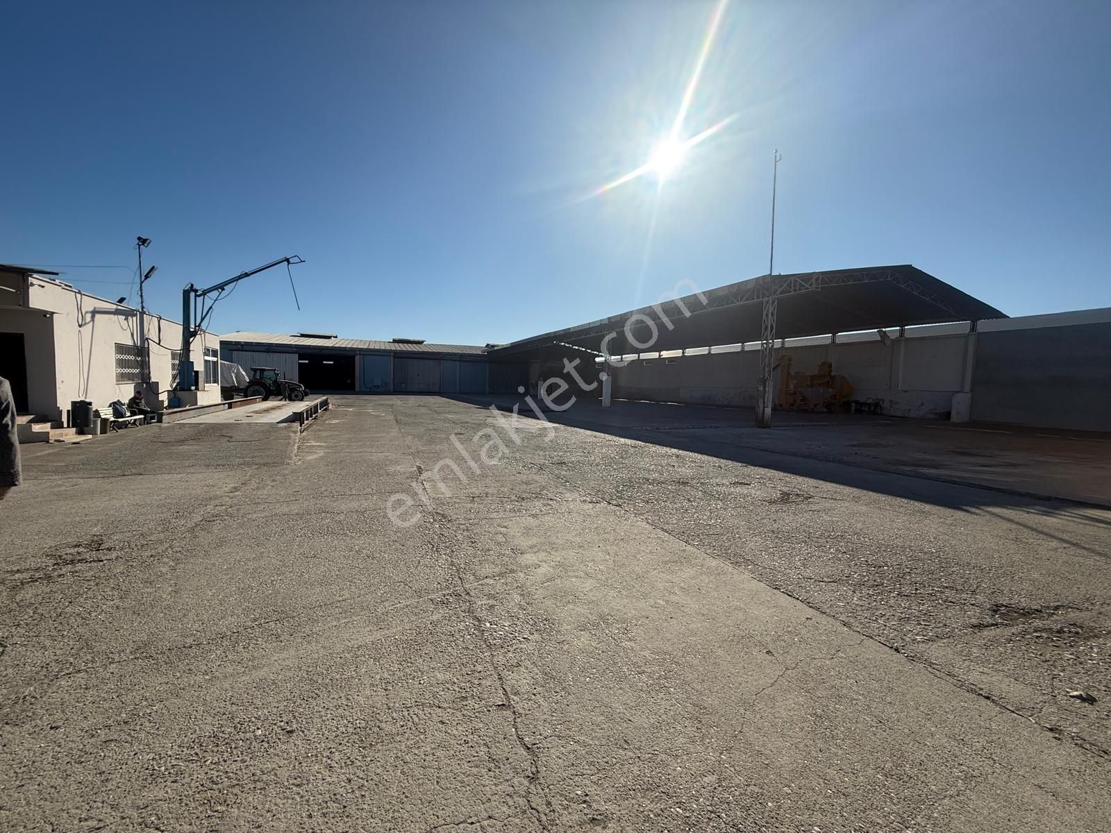 Zorlu Gayrimenkul'den Elmagölü Köyünde 3500m2 Kiralık Depolama - Görsel 7