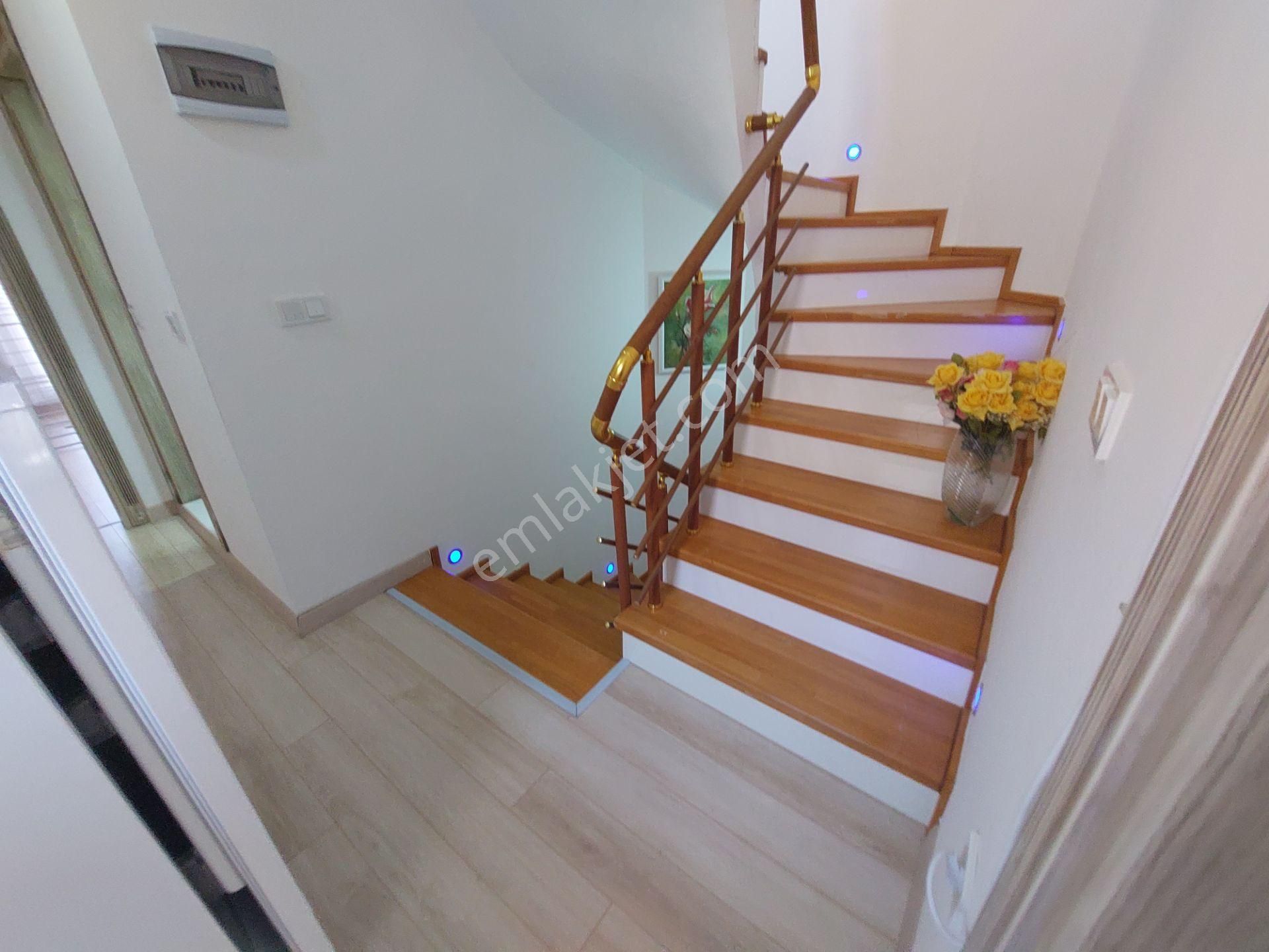 Didim Akbük,de Denize 300 Mt Yürüme Mesafesinde Satılık Villa - Görsel 17