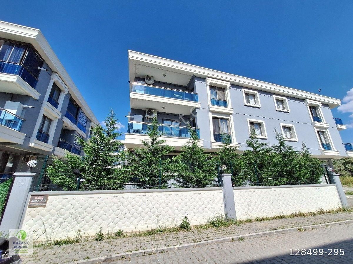 Yunusemre Muradiye Satılık Daire Muradiye Site İcersınde 2+1 100 M2 Satılık Daire