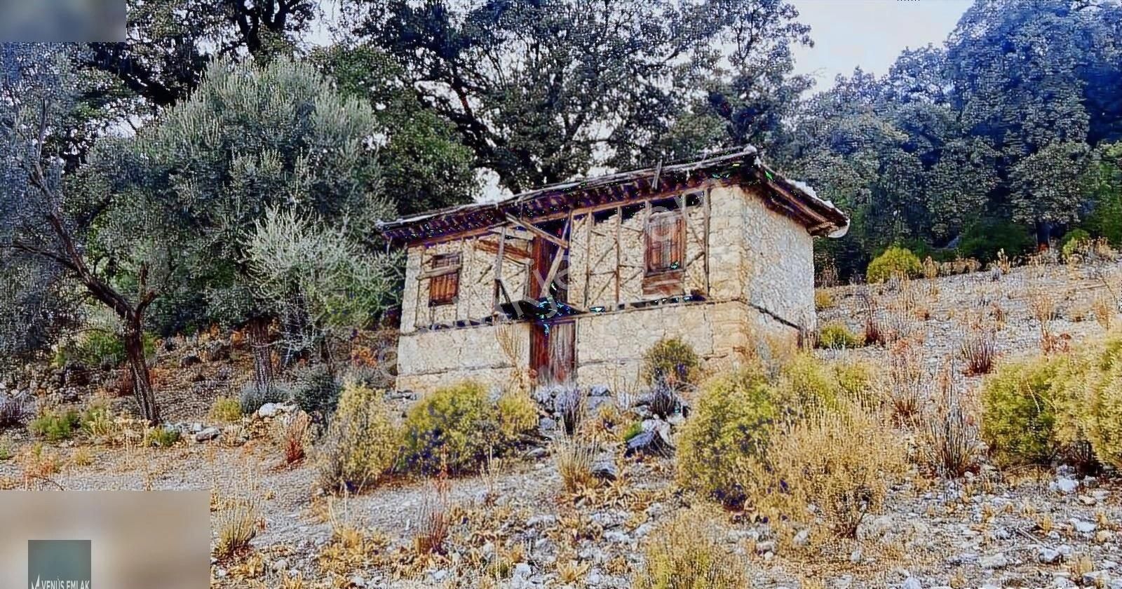 Kaş Çeşme Satılık Tarla Venüs Emlak Demre Den Çeşme De Satılık Eski 2 Katlı Taş Ev