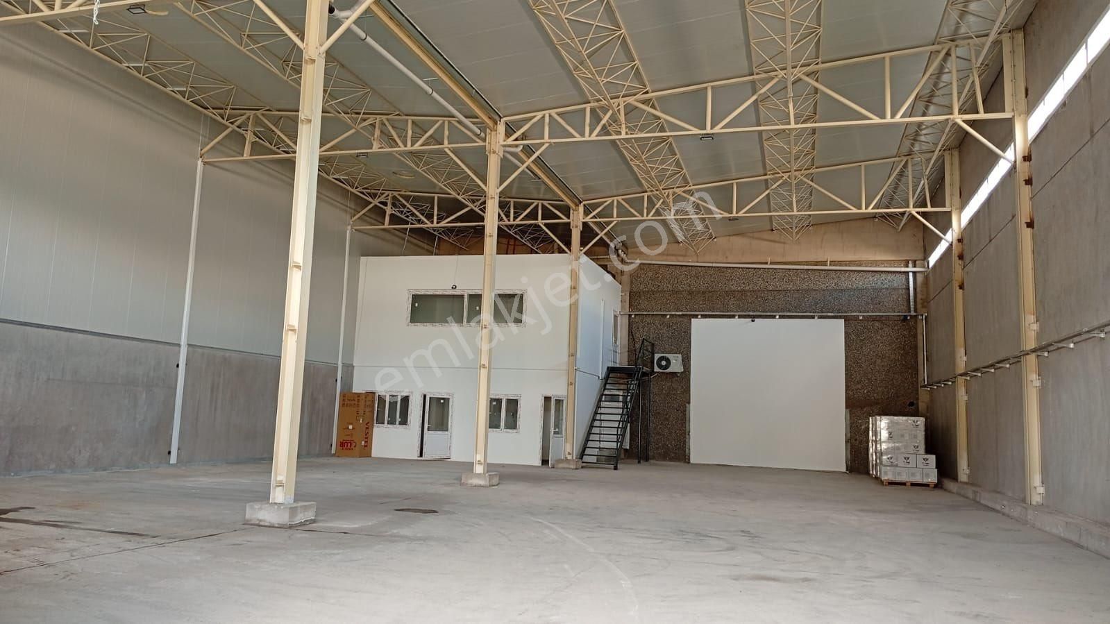 Hemzemin Girişli 550 M2 Ofisli 30 Kw Lı Depo - Görsel 6