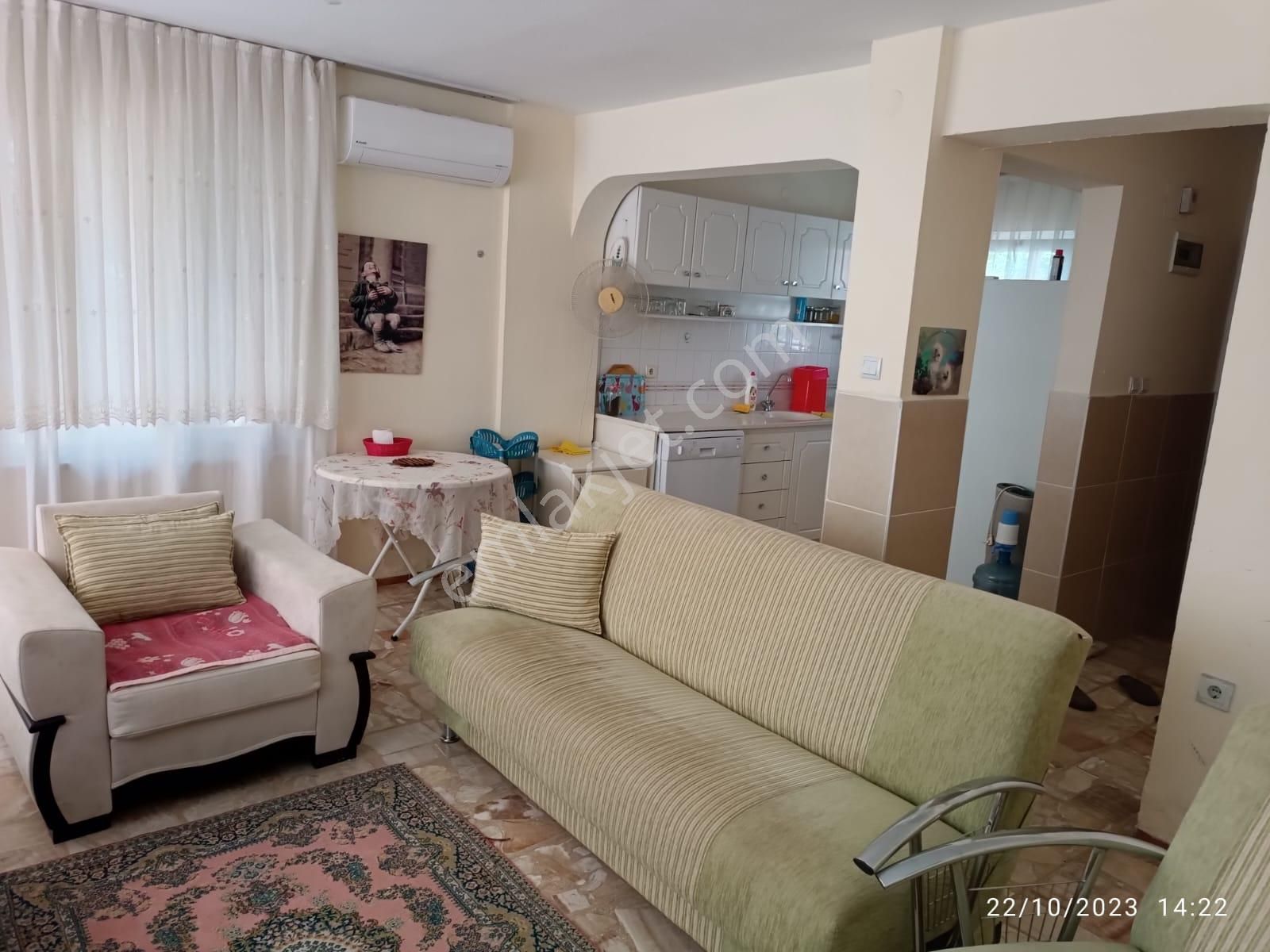 Balıkesir Edremit Kiralık Villa Avcılarda Denize 200 Metre Eşyalı Devamlı Kiralık Müstakil Villa