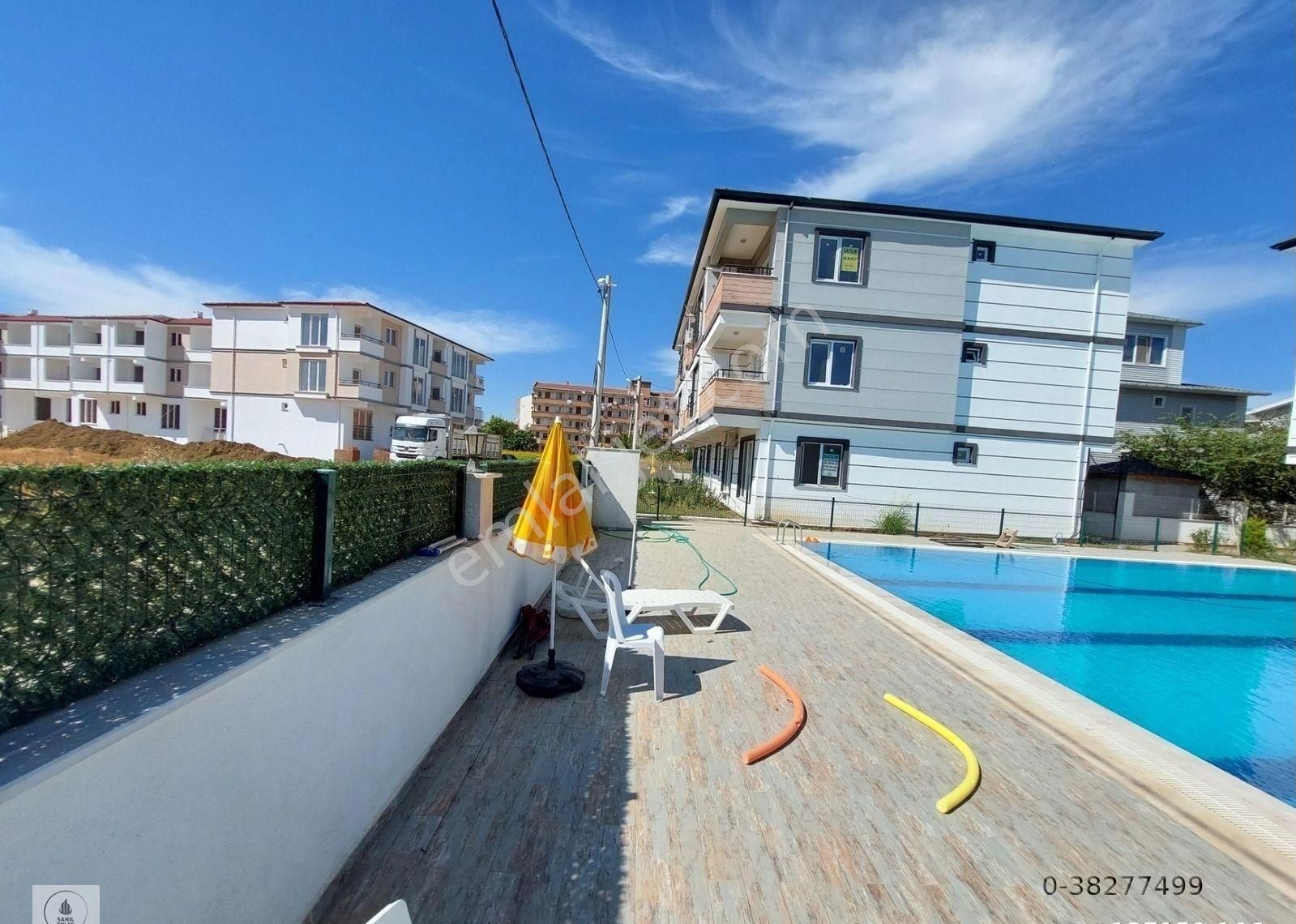 Tekirda Kumbağ'da Sıfır Havuzlu 2+1 Daire - Görsel 2