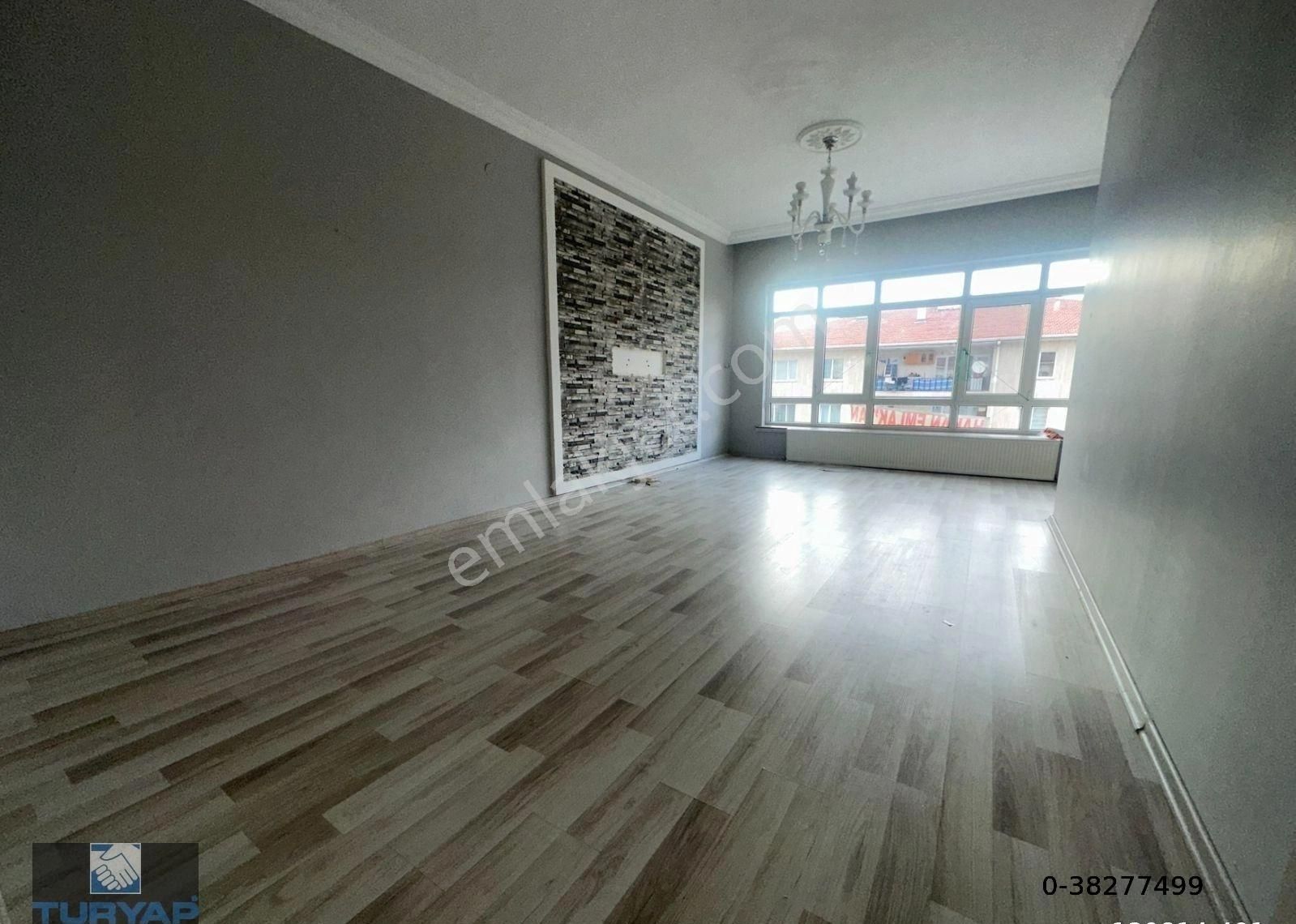 Keçiören Şenlik Kiralık Daire Turyap'tan Nuri Pamir Cadde Yakını Dutluk'ta Ön Cephe Bağımsız Salon 3.kat 3+1 120m2