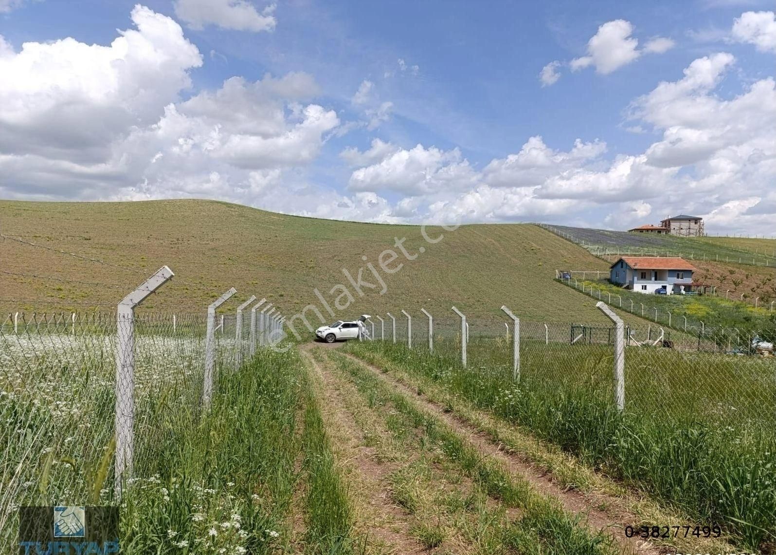 Pursaklar Kösrelikkızığı Satılık Tarla Turyap'tan Pursaklar Kösrelik Kızığın Da 1.265 M2 İmara Yakın Tarla