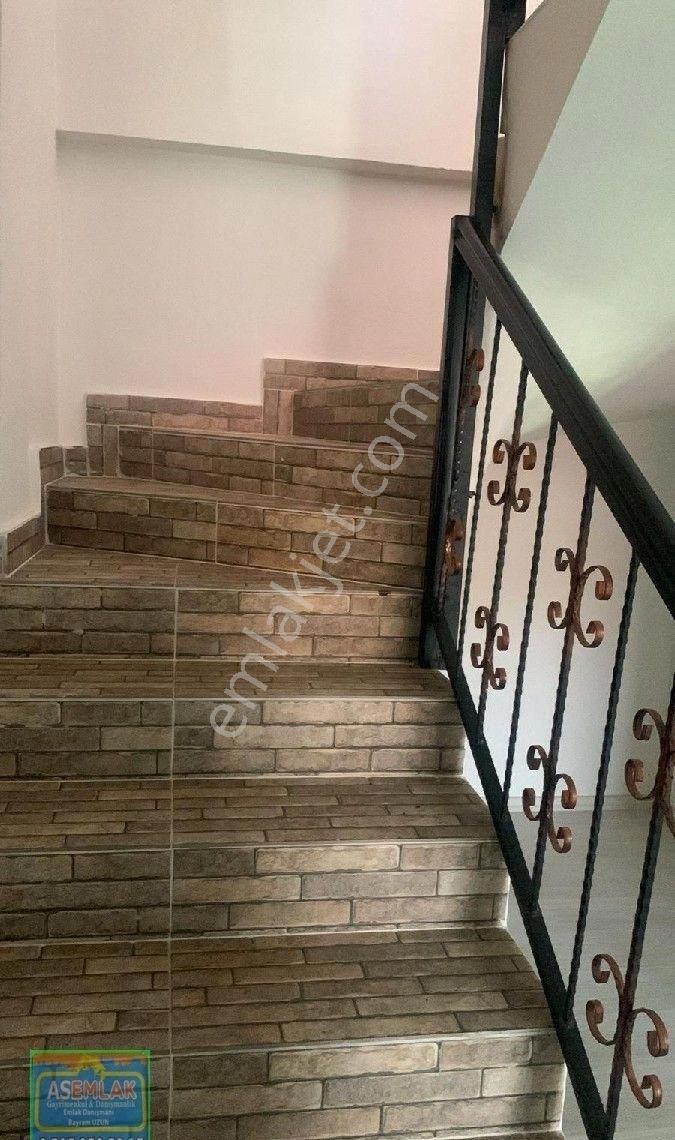 Asemlak Satıyor .. Müstakil 2 Katlı Ev - Görsel 2