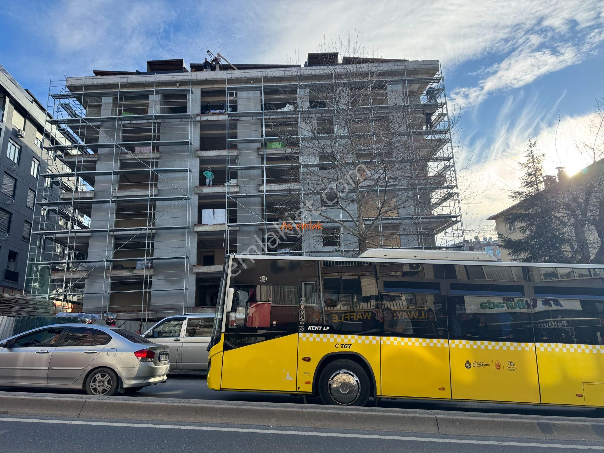 Üsküdar Selami Ali Satılık Daire As Emlak Tan 2+1 Sıfır Cadde Üzeri Kapalı Otoparklı Manzaralı Daire