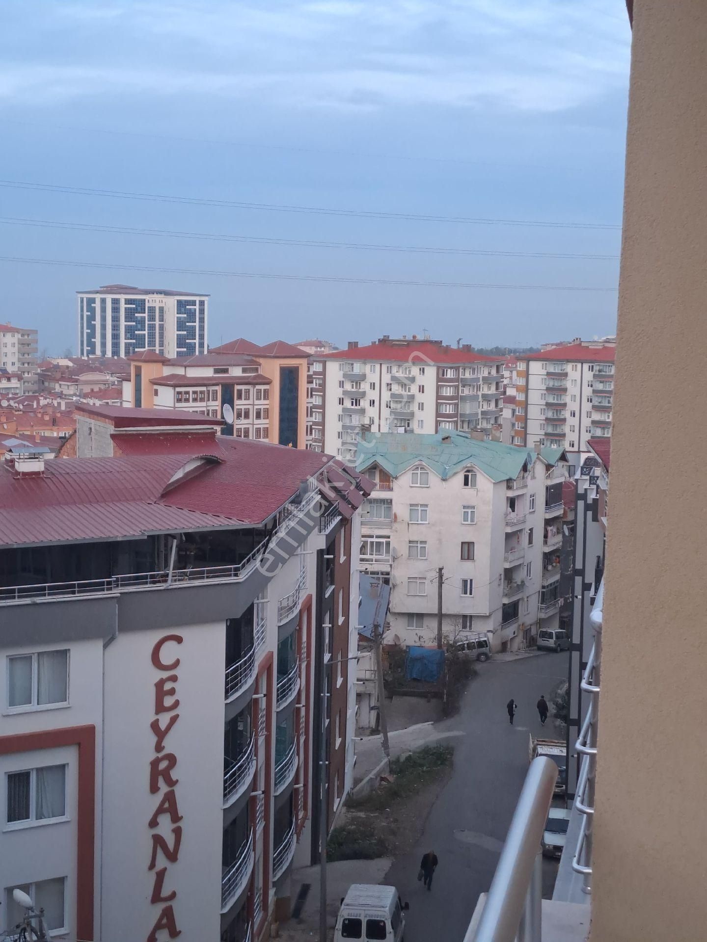 Giresun Merkez Teyyaredüzü Kiralık Daire Kadıoğlu Emlak Giresun Teyyaredüzü Mahallesi Kiralık 3+1 Daire