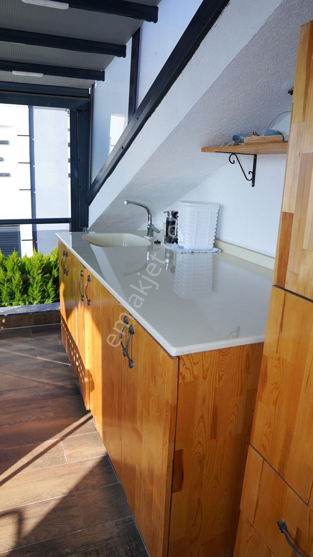 Full Deniz Manzaralı Lüks Müstakil Villa - Görsel 9