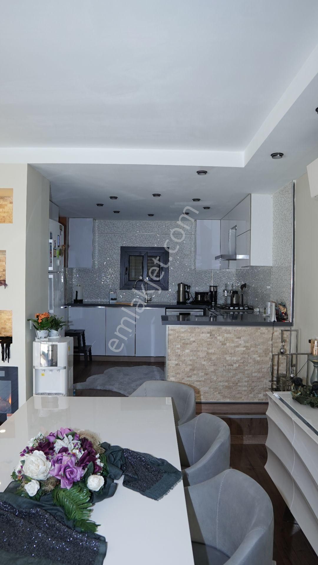 Full Deniz Manzaralı Lüks Müstakil Villa - Görsel 28