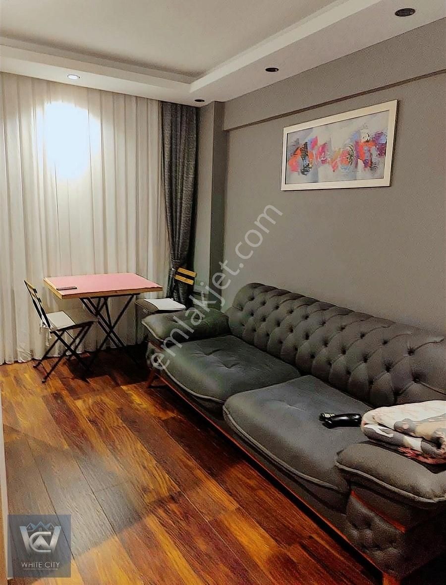 İstanbul Bakırköy Metrobüse Yakın Kiralık Daire Osmaniye De, Karakolun Arkasında, 2+1 Eşyalı Daire