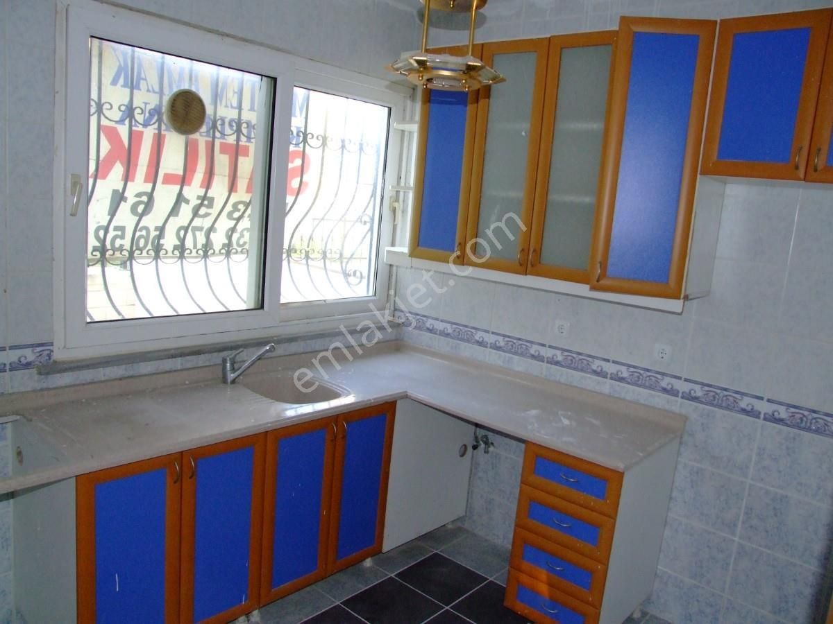 Büyükçekmece Güzelcede 3 Katlı Deniz Yanı Villa - Görsel 22