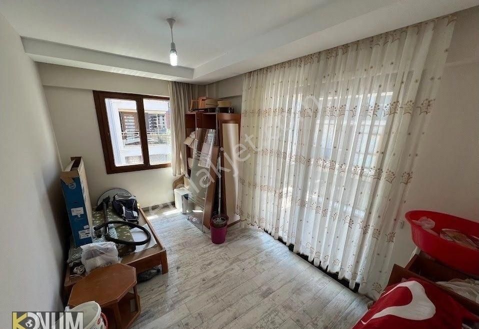 Yenişafakta, Net 220 M² 4+1 Ebeveyn Banyolu, Geniş Balkonlu Lüx Daire - Görsel 3