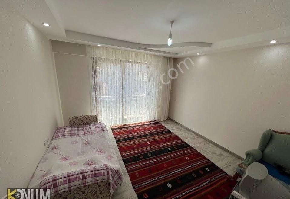 Yenişafakta, Net 220 M² 4+1 Ebeveyn Banyolu, Geniş Balkonlu Lüx Daire - Görsel 15
