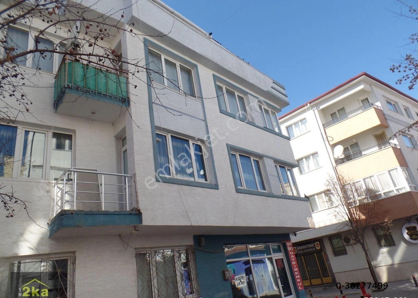 Odunpazarı İstiklal Satılık Daire İstiklal Mahallesi Atatürk Caddesi Yakını Köşe Bina 1.kat 95 M2