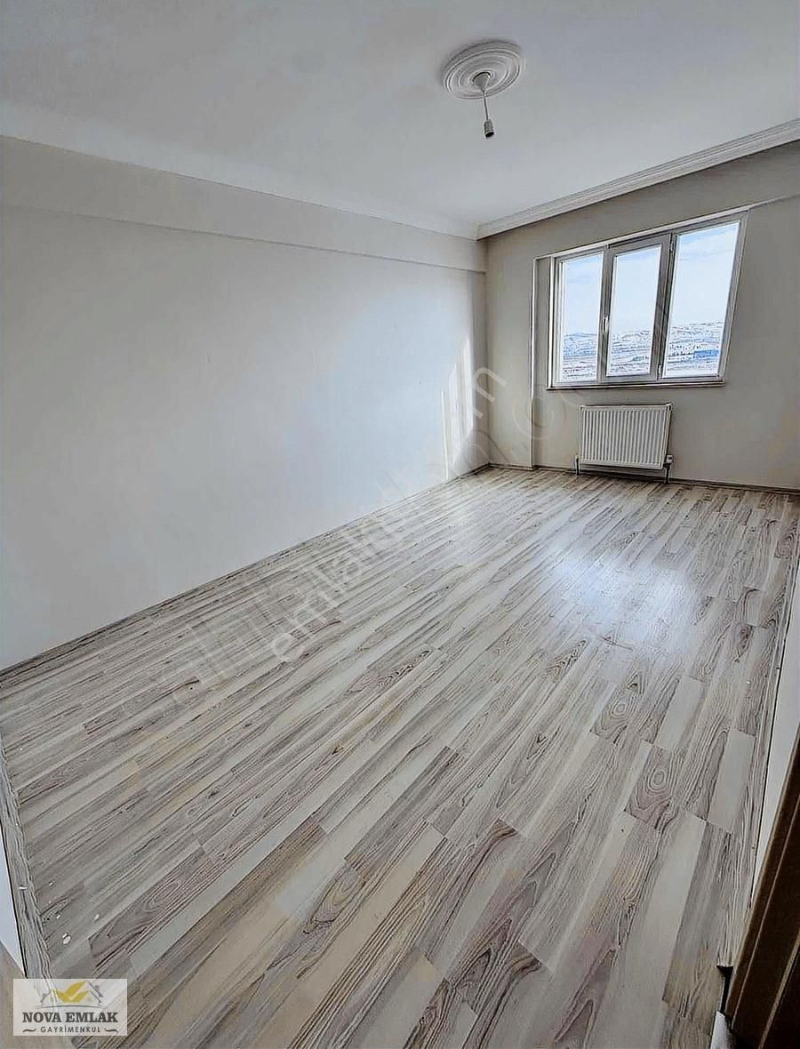 Sivas Merkez Şeyh Şamil Kiralık Daire Kiralık Arakat 3+1