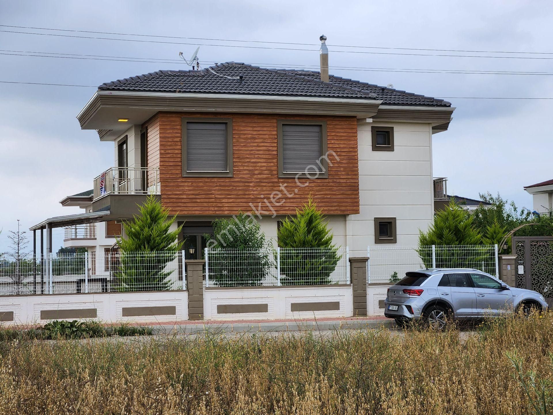 Döşemealtı Altınkale Satılık Villa *süper Konum* Köşe Başı *ayrık Nizam *müstakil *kaliteli Villa*