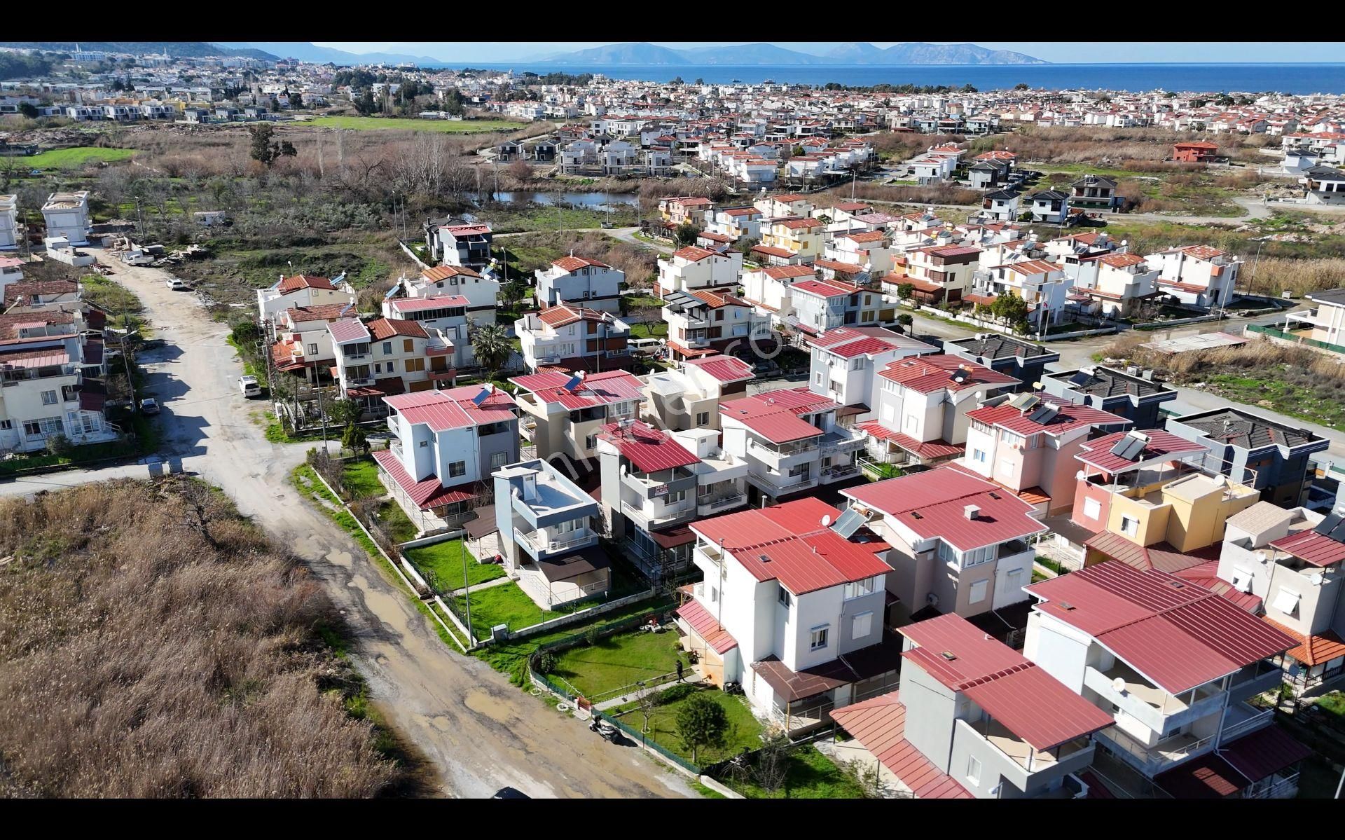 Kuşadası Güzelçamlı Satılık Yazlık Kuşadası Güzelçamlı Milli Park'a Komşu Satılık Bahçeli Yazlık