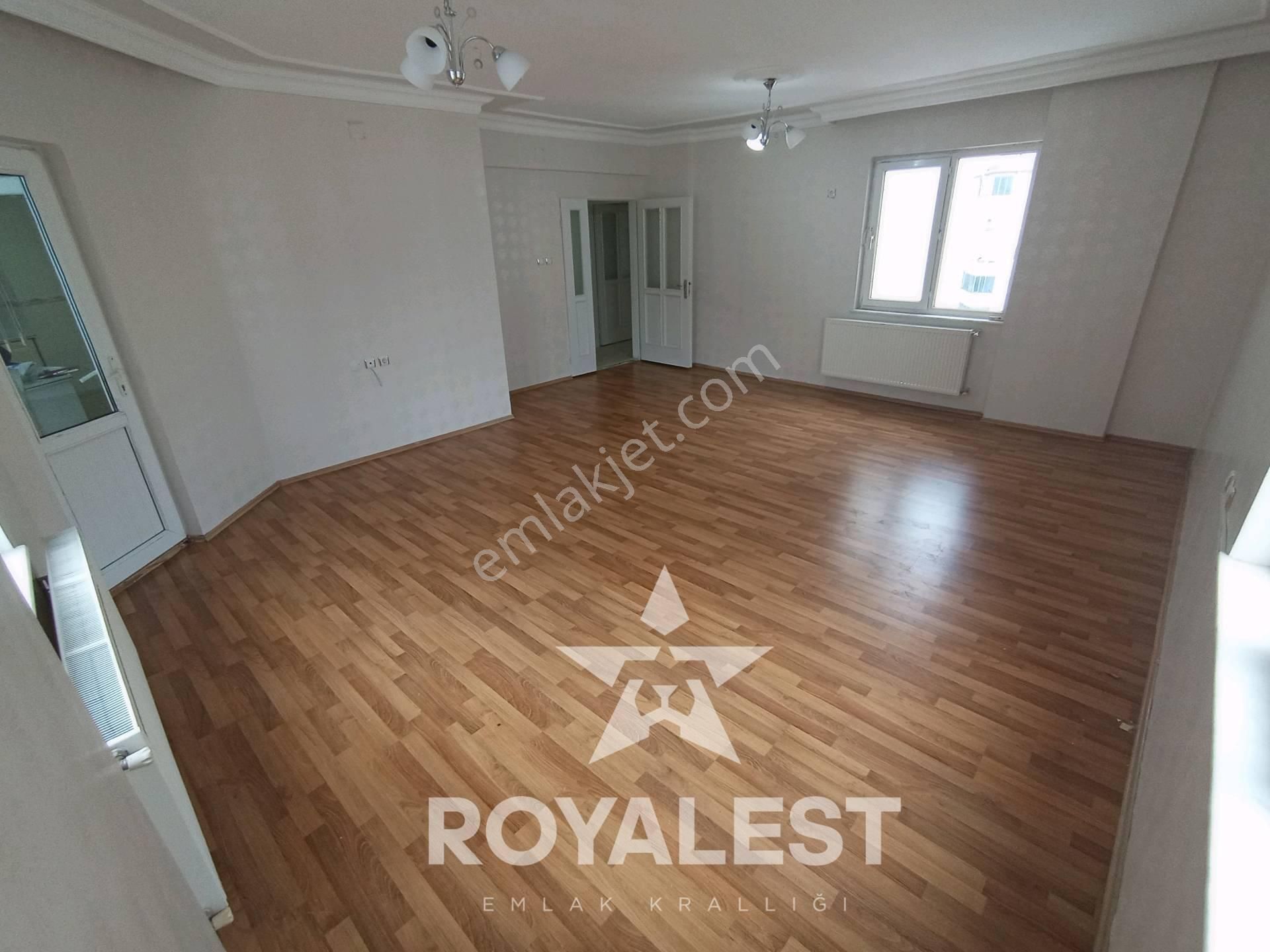 Şahinbey Karataş Kiralık Daire Royalest Ten Tramvaya Yakın Bakımlı 3+1 Daire