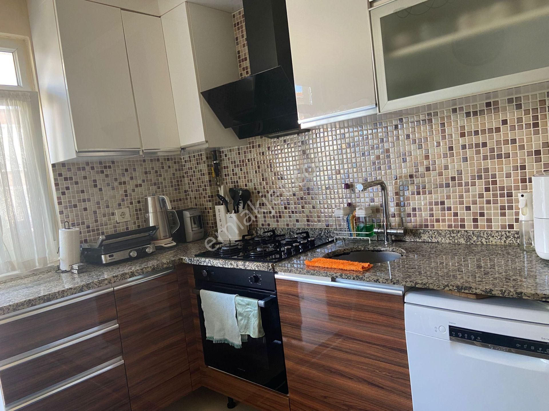 Köprü Emlaktan Silivri Selimpaşa Merkezde 120m2 3+1 Otoparklı Lüx Daire - Görsel 14