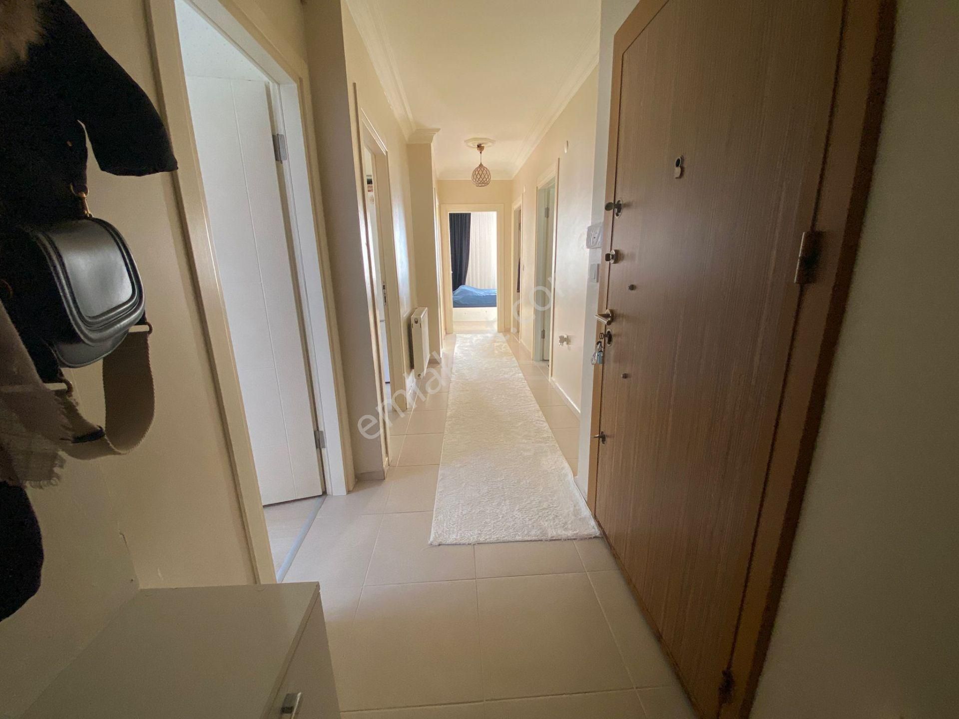 Köprü Emlaktan Silivri Selimpaşa Merkezde 120m2 3+1 Otoparklı Lüx Daire - Görsel 17