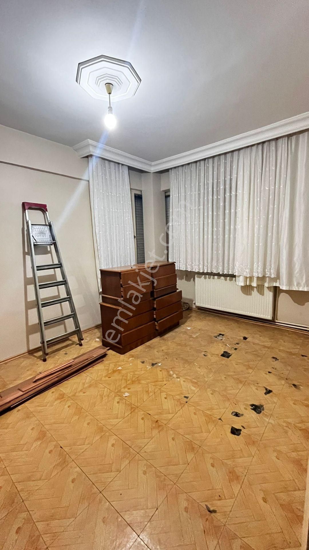 Tekirdağ S.paşa Ortacami Mah. Geniş Ara Kat, Kat Mülkiyetli 3+1 Satılık Daire - Görsel 6