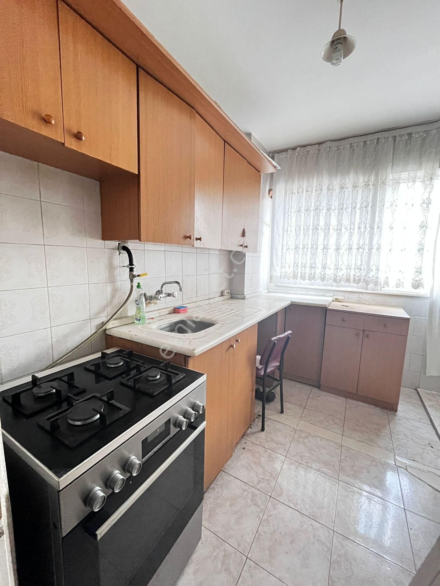 Tekirdağ S.paşa Ortacami Mah. Geniş Ara Kat, Kat Mülkiyetli 3+1 Satılık Daire - Görsel 10