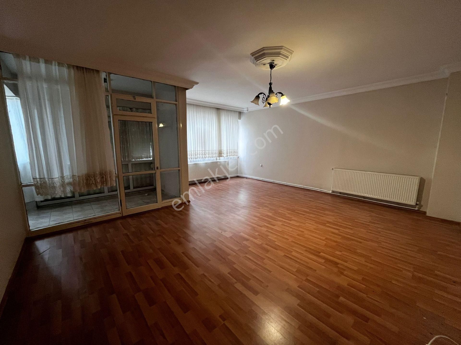 Tekirdağ S.paşa Ortacami Mah. Geniş Ara Kat, Kat Mülkiyetli 3+1 Satılık Daire - Görsel 4