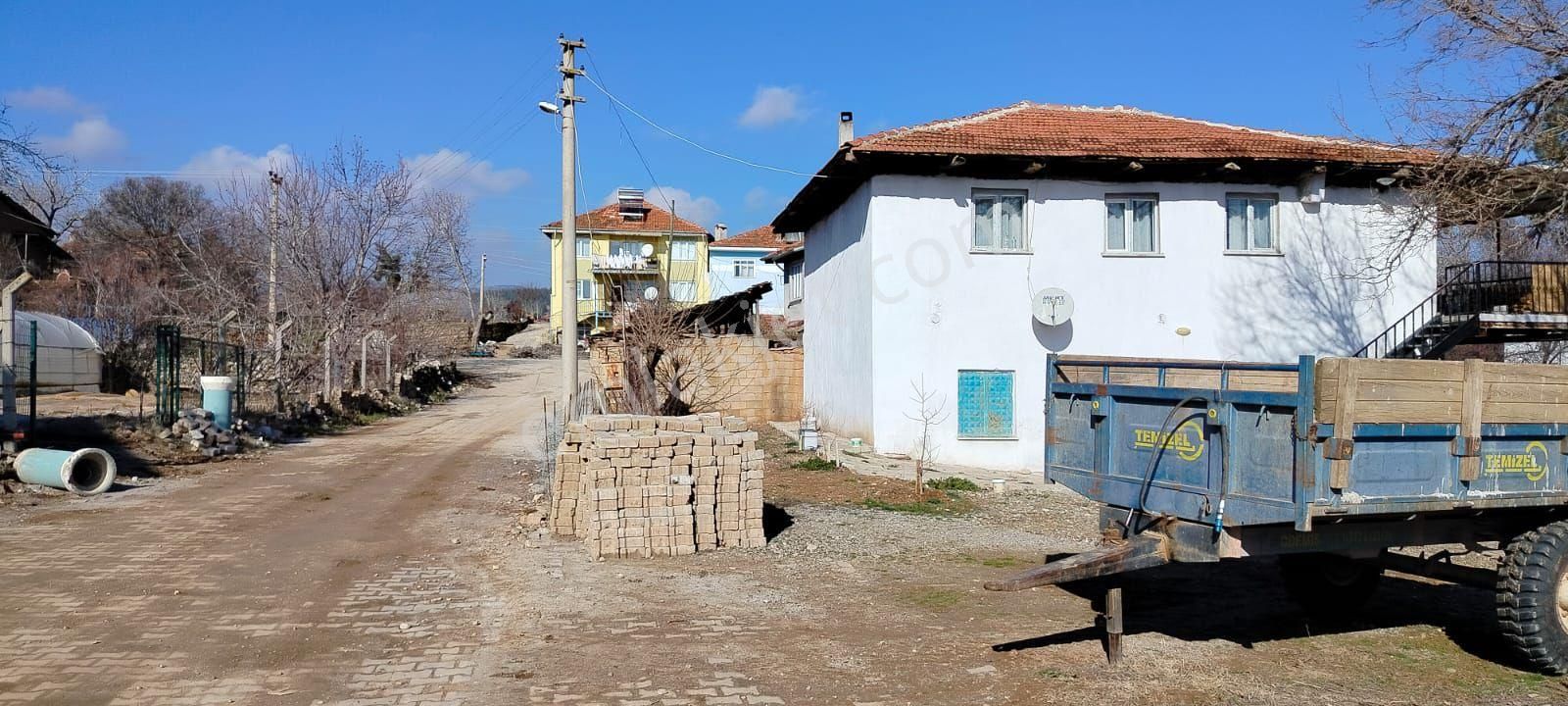 Acıpayam Akalan Satılık Müstakil Ev Acıpayam Çağdaş Emlak'tan Akalan Mah.'de Satılık Müstakil Ev