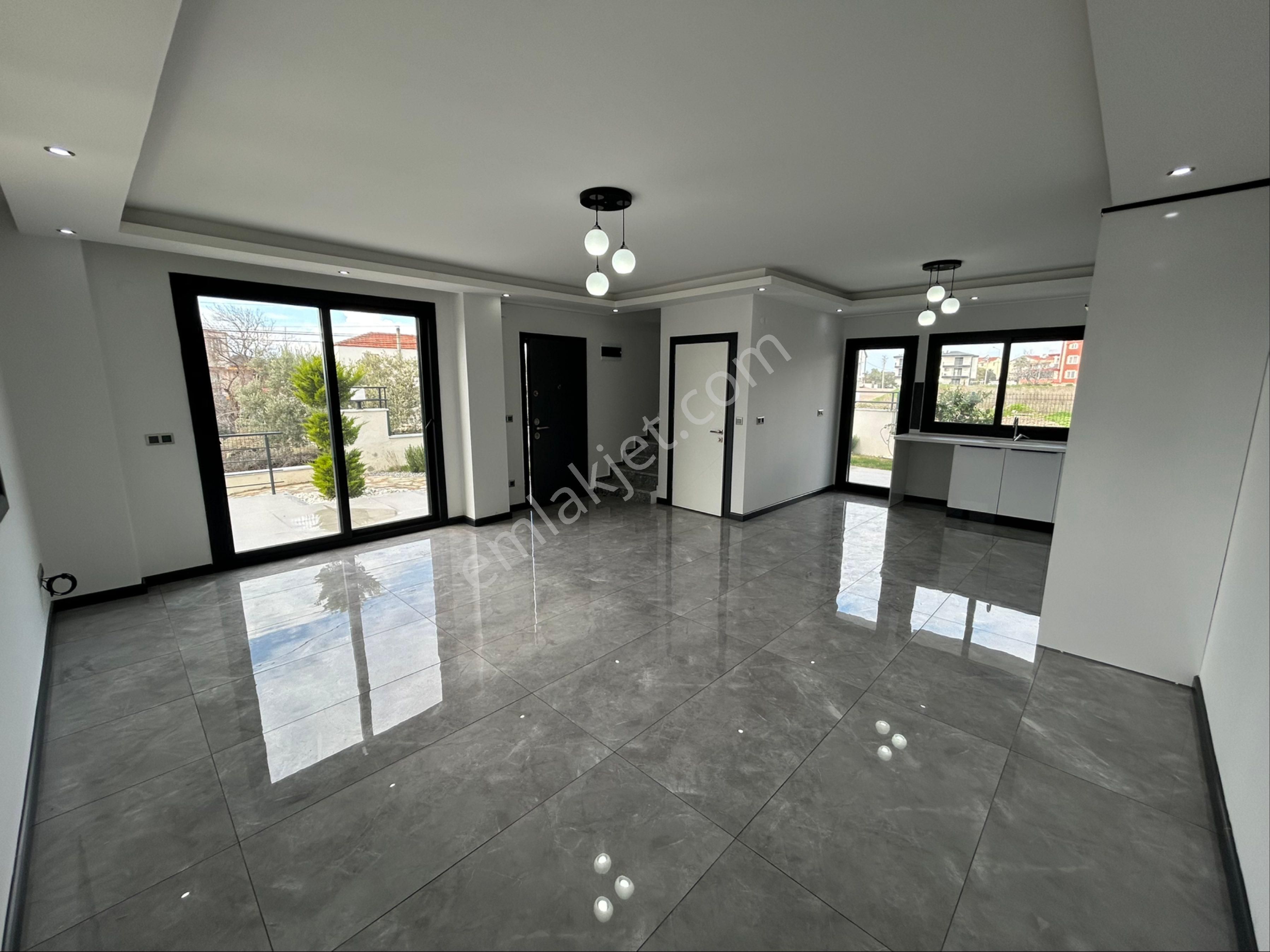 Didimde Havuzlu Sitede 3+1 Villa - Görsel 22